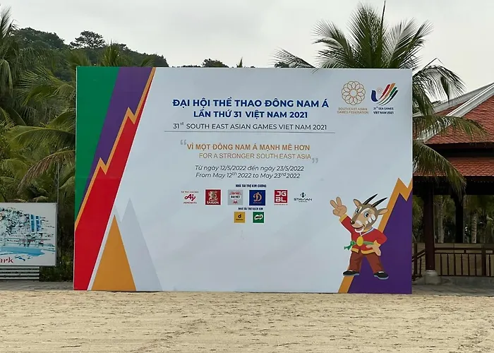 Khách sạn Domo Tuan Chau 3*
