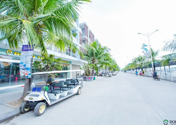 Domo Tuan Chau Khách sạn 3*